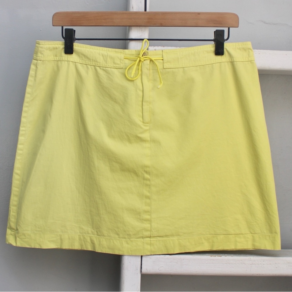 KORS Michael Kors Women's Vintage 90s Neon Yellow Green Mini Skirt Size 10 - Picture 1 of 4